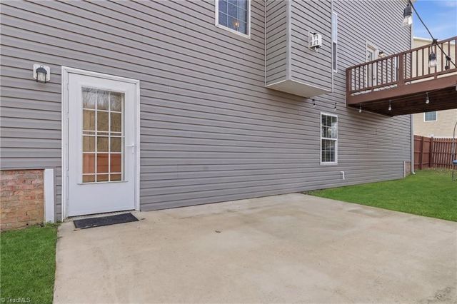 467 Mahogany Drive, Thomasville, NC 27360