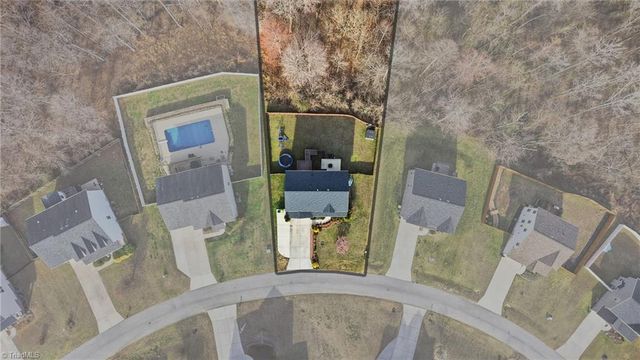 467 Mahogany Drive, Thomasville, NC 27360