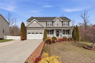 467 Mahogany Drive, Thomasville, NC 27360