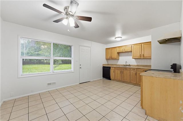 10923 Bennington Avenue, Kansas City, MO 64134