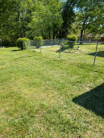 5000 Highway 100, Lyles, TN 37098