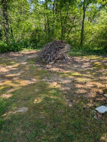 5000 Highway 100, Lyles, TN 37098