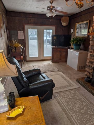 5000 Highway 100, Lyles, TN 37098