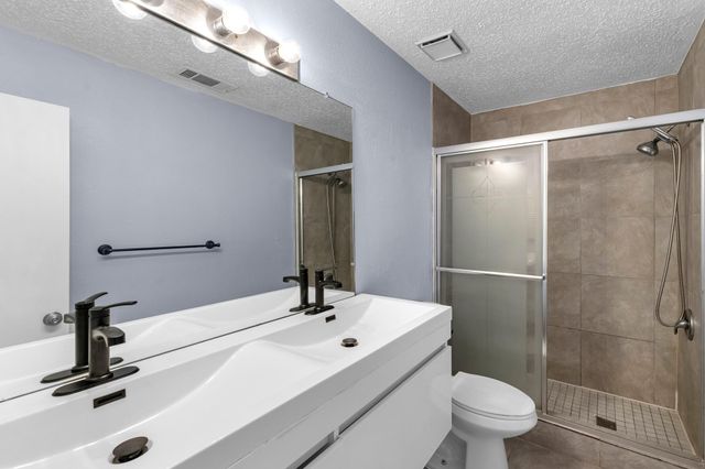 6434 Kentwick Drive, Houston, TX 77084