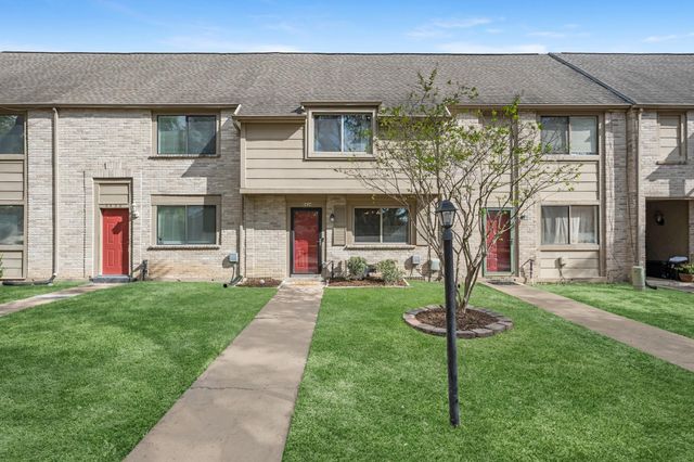 6434 Kentwick Drive, Houston, TX 77084