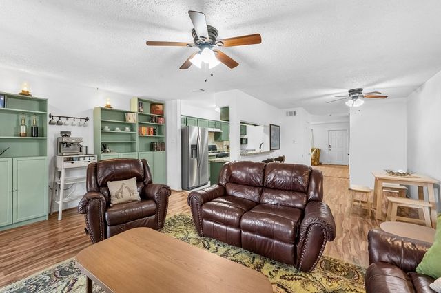 6434 Kentwick Drive, Houston, TX 77084