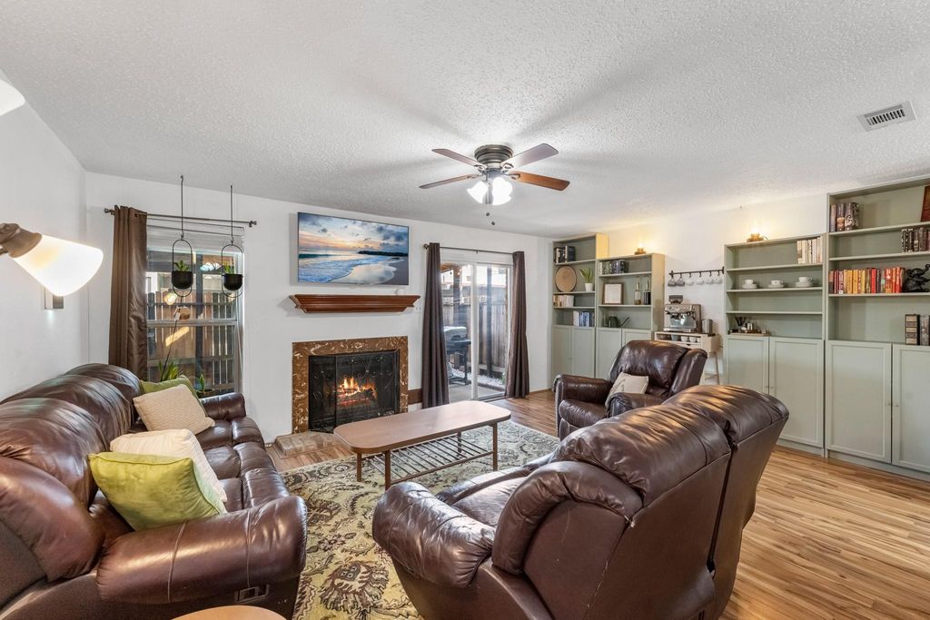 6434 Kentwick Drive, Houston, TX 77084