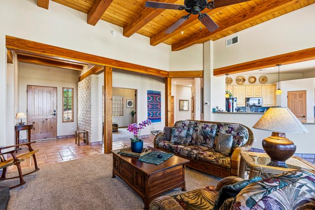 10 PINON RIDGE DR, Placitas, NM 87043