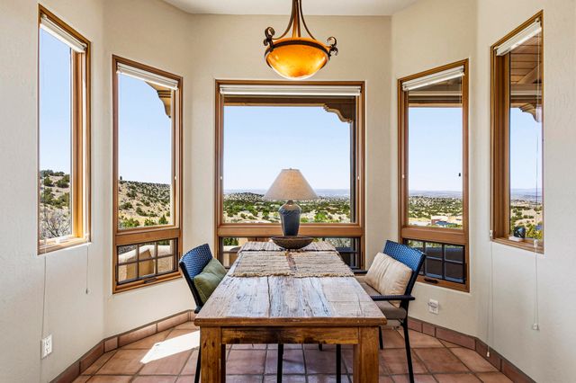 10 PINON RIDGE DR, Placitas, NM 87043