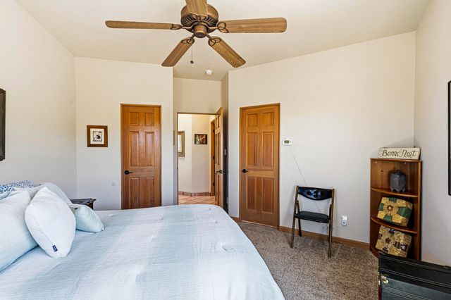 10 PINON RIDGE DR, Placitas, NM 87043