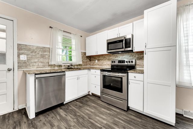 1714 W Scott Street, Springfield, MO 65802
