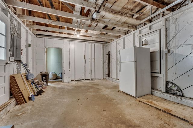 1714 W Scott Street, Springfield, MO 65802