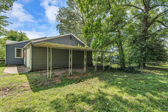 1714 W Scott Street, Springfield, MO 65802