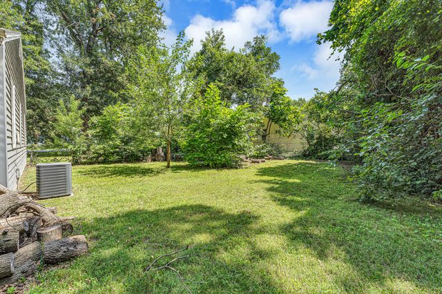 1714 W Scott Street, Springfield, MO 65802