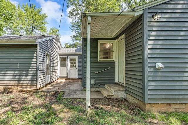 1714 W Scott Street, Springfield, MO 65802