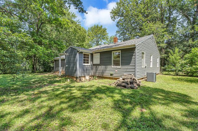 1714 W Scott Street, Springfield, MO 65802