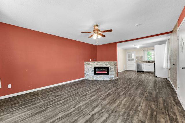 1714 W Scott Street, Springfield, MO 65802