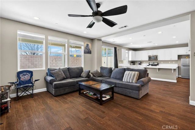 4758 Casillas Way, Fontana, CA 92336