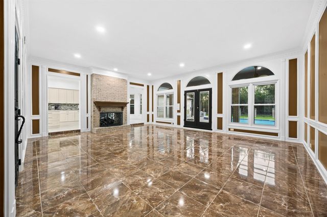 3314 Ivy Falls Drive, Houston, TX 77068