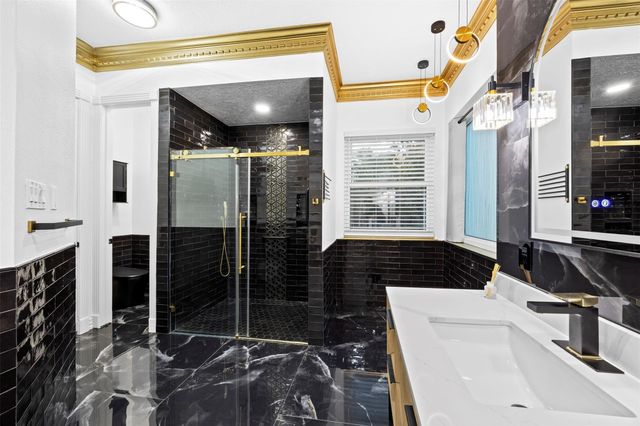 3314 Ivy Falls Drive, Houston, TX 77068