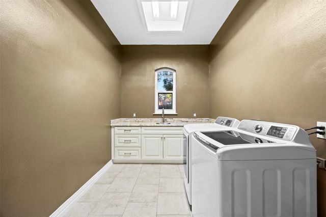 3314 Ivy Falls Drive, Houston, TX 77068