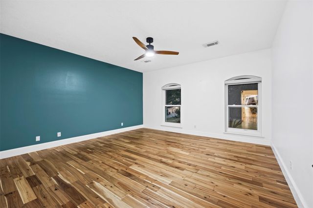 3314 Ivy Falls Drive, Houston, TX 77068