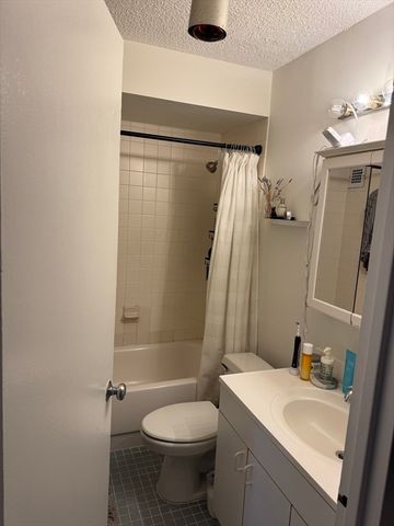 44 Washington Street 817, Brookline, MA 02445