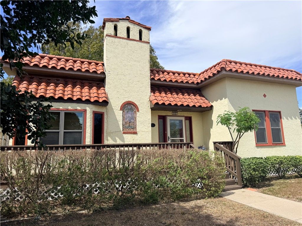402 Clifford St, Corpus Christi, TX 78404 — photo 2