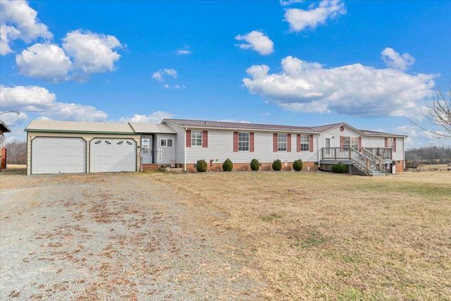 627&641 Novelty RD, Union Hall, VA 24176