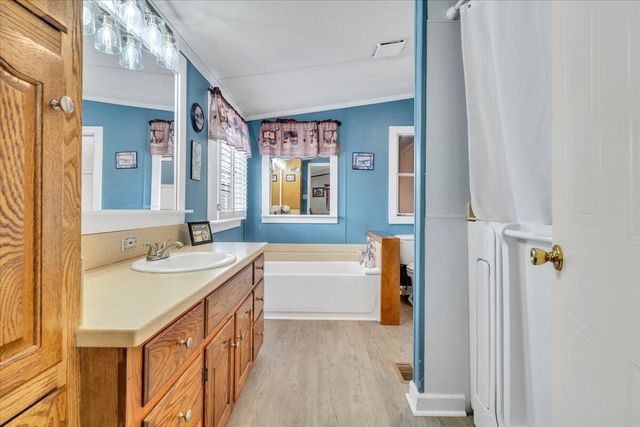 627&641 Novelty RD, Union Hall, VA 24176