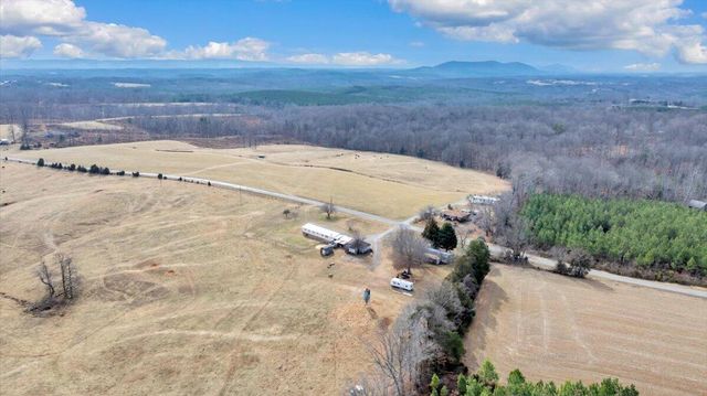 627&641 Novelty RD, Union Hall, VA 24176