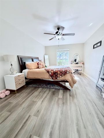 7146 Bayou Forest Drive, Houston, TX 77088