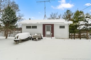 11331 Riverside Drive, Stanwood, MI 49346