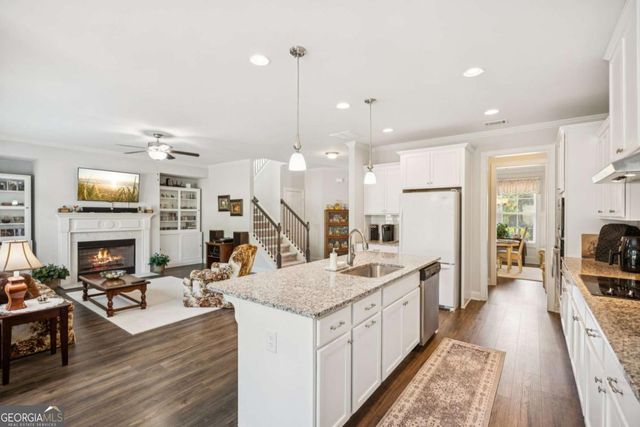 4745 Shady Lake Circle, Gainesville, GA 30507