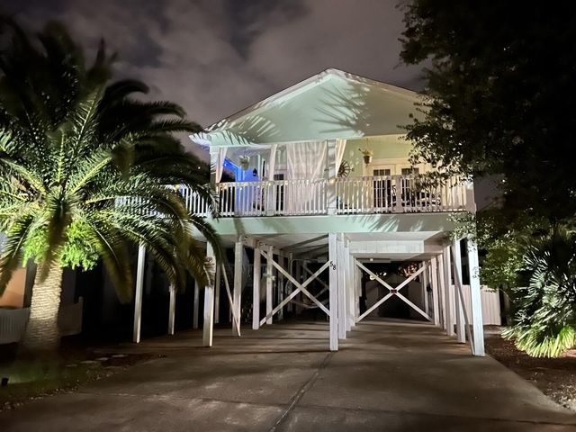 58 Los Angeles Street, Miramar Beach, FL 32550