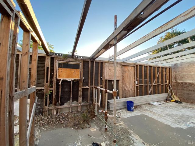 18 Joan Dr, American Canyon, CA 94503