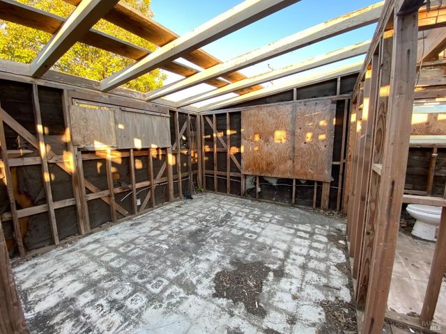 18 Joan Dr, American Canyon, CA 94503