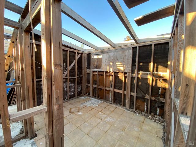 18 Joan Dr, American Canyon, CA 94503