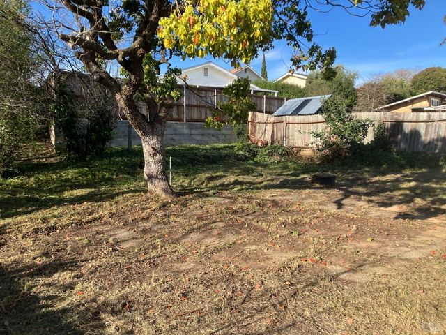 18 Joan Dr, American Canyon, CA 94503