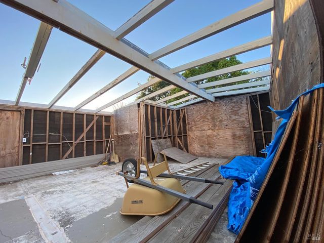 18 Joan Dr, American Canyon, CA 94503