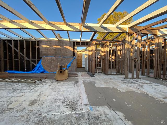 18 Joan Dr, American Canyon, CA 94503