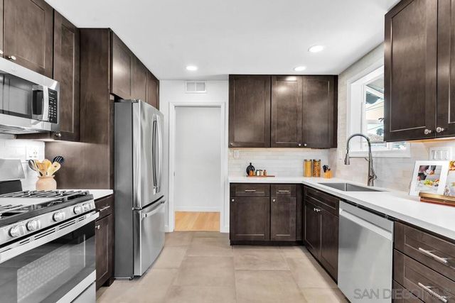 8372 Lake Artemus, San Diego, CA 92119