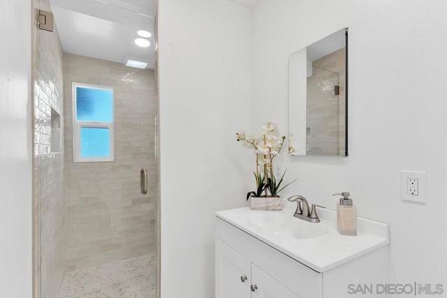 8372 Lake Artemus, San Diego, CA 92119