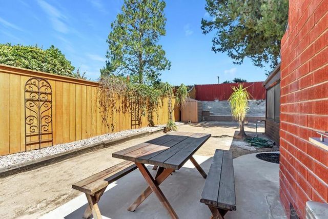 8372 Lake Artemus, San Diego, CA 92119