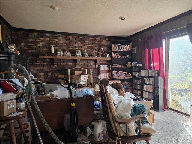 1020 N Charles Street, Carlinville, IL 62626