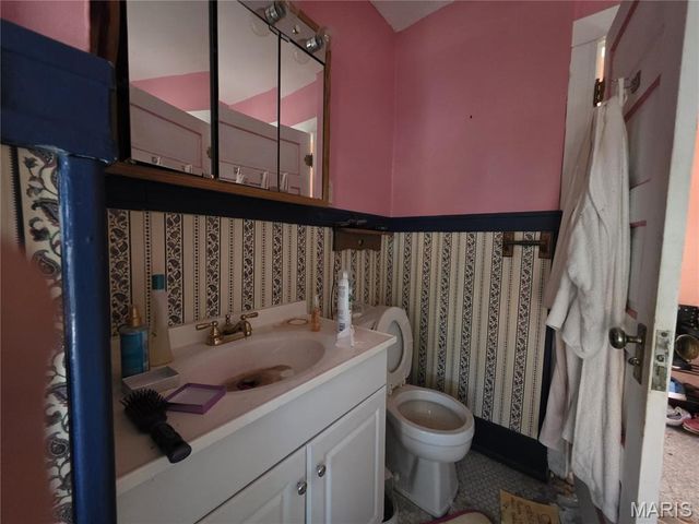 1020 N Charles Street, Carlinville, IL 62626