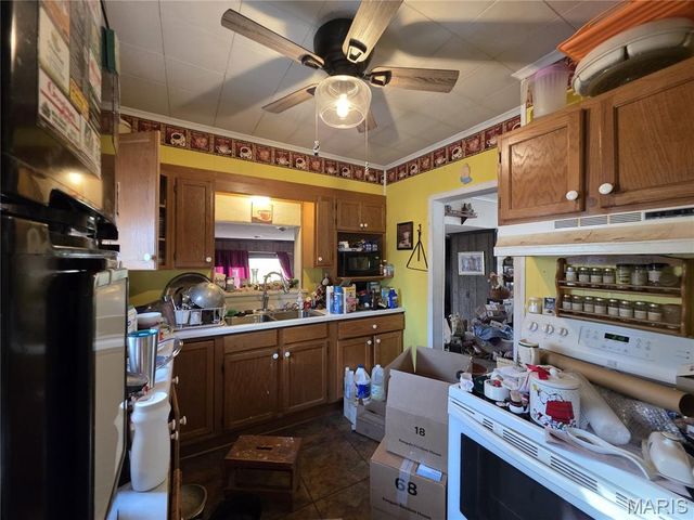 1020 N Charles Street, Carlinville, IL 62626