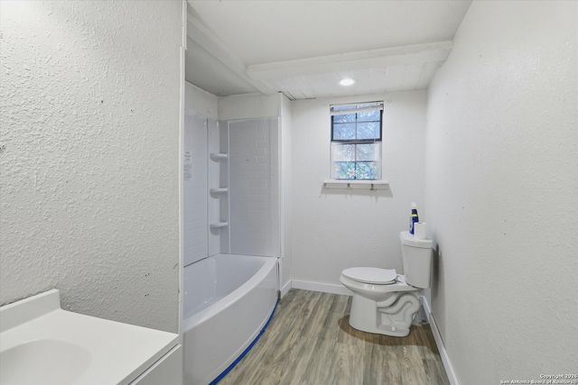 1108 Highview, Canyon Lake, TX 78133