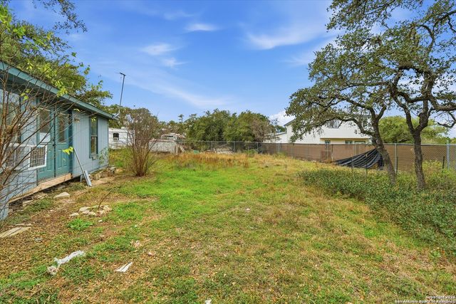 1108 Highview, Canyon Lake, TX 78133