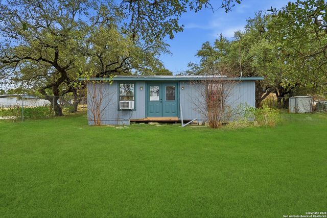 1108 Highview, Canyon Lake, TX 78133